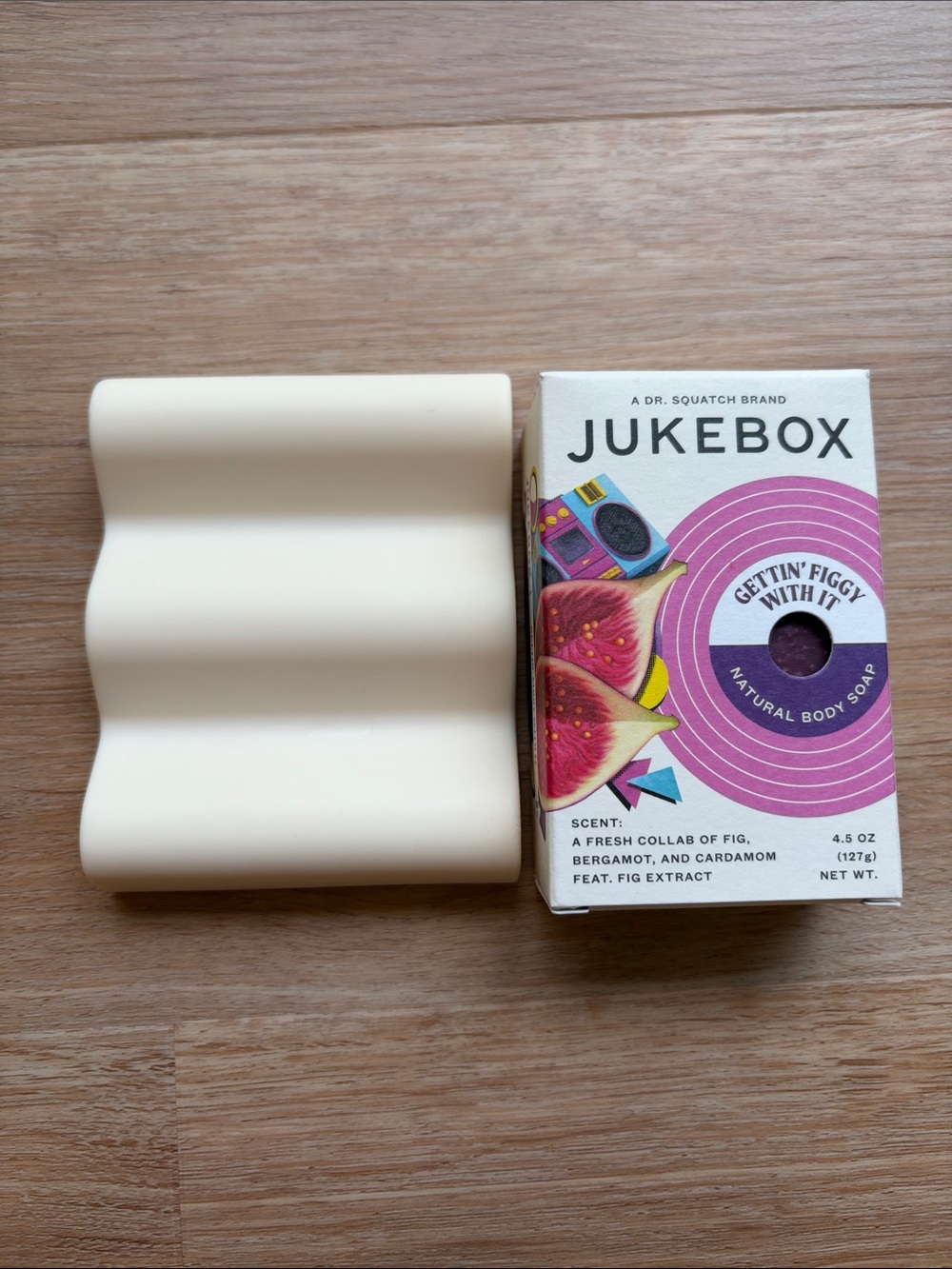 Jukebox Gettin' Figgy With It Natural Body Soap and wavy soap dish
